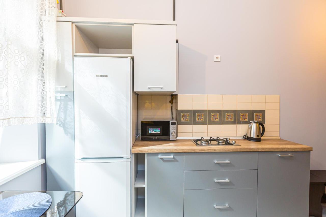 Центр На Вулиці Проспект Шевченка 12 Навпроти Макдональса З Балконом Apartment Lviv Luaran gambar