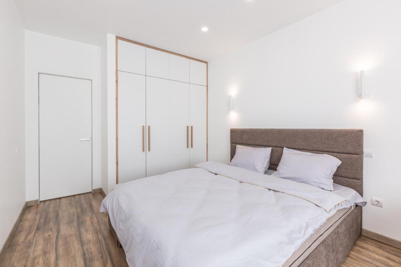 Центр На Вулиці Проспект Шевченка 12 Навпроти Макдональса З Балконом Apartment Lviv Luaran gambar